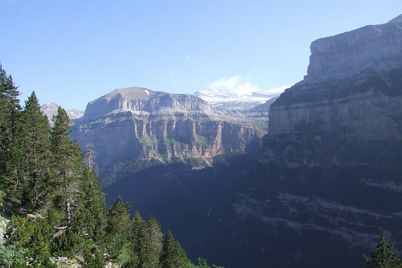 2008-07-11,09-15-24,canyon d'Ordesa.jpg
